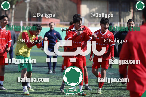 پرسپولیس 2–2 پیکان