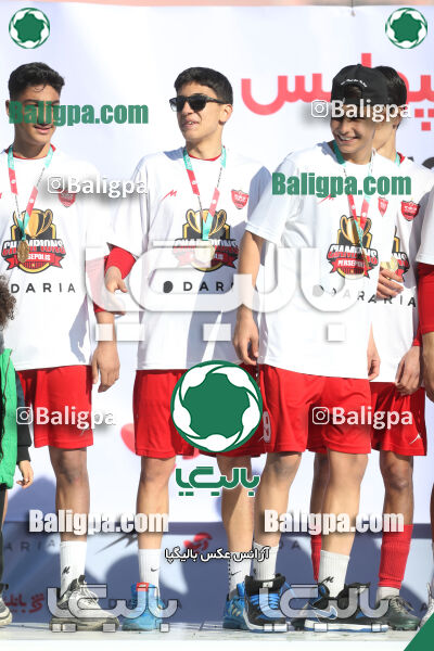 پرسپولیس 2–2 پیکان
