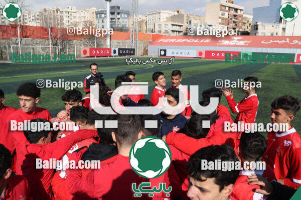 پرسپولیس 2–2 پیکان