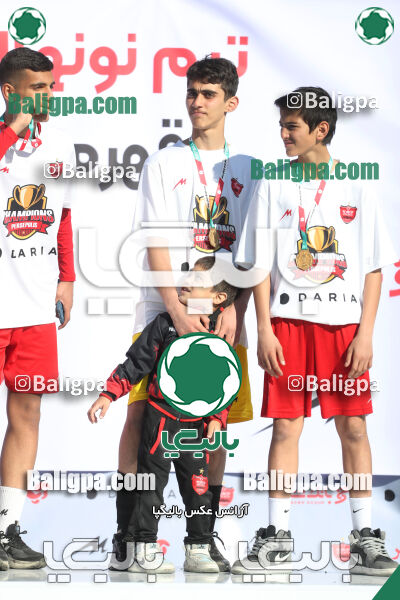 پرسپولیس 2–2 پیکان
