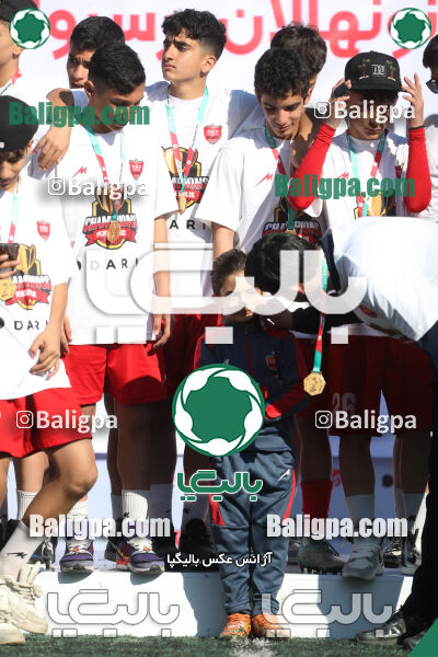 پرسپولیس 2–2 پیکان