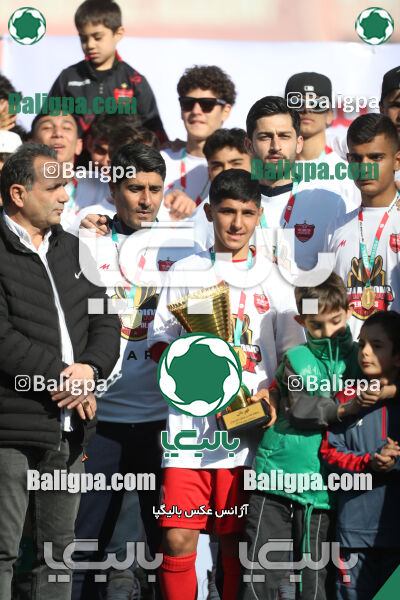 پرسپولیس 2–2 پیکان