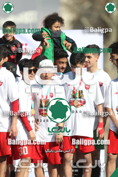 پرسپولیس 2–2 پیکان