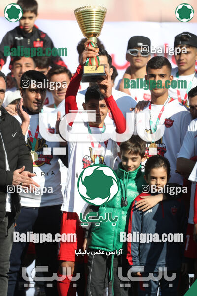 پرسپولیس 2–2 پیکان
