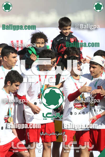 پرسپولیس 2–2 پیکان