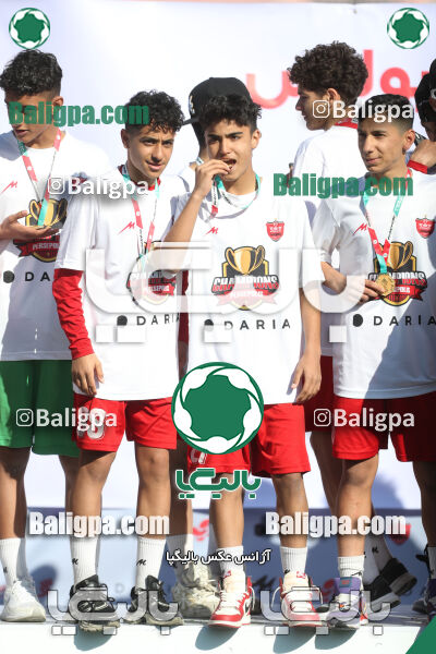پرسپولیس 2–2 پیکان