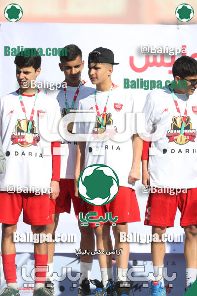 پرسپولیس 2–2 پیکان