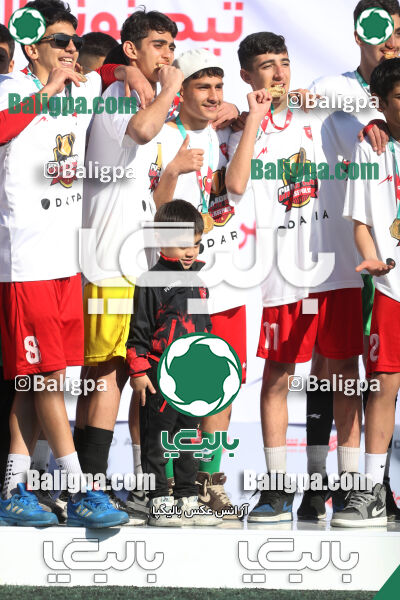 پرسپولیس 2–2 پیکان