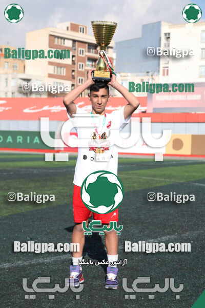 پرسپولیس 2–2 پیکان