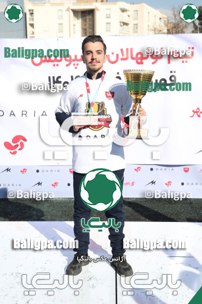 پرسپولیس 2–2 پیکان