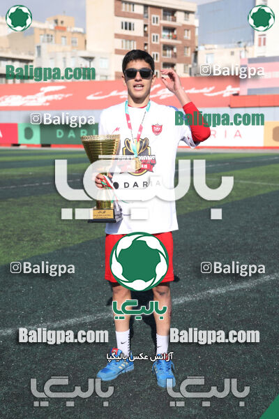 پرسپولیس 2–2 پیکان