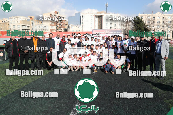 پرسپولیس 2–2 پیکان