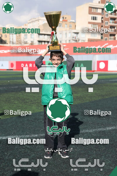 پرسپولیس 2–2 پیکان