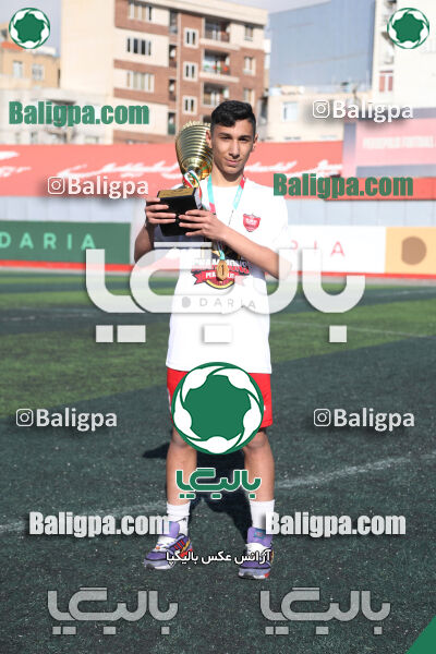 پرسپولیس 2–2 پیکان