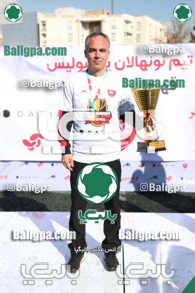 پرسپولیس 2–2 پیکان