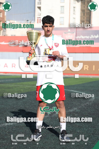پرسپولیس 2–2 پیکان