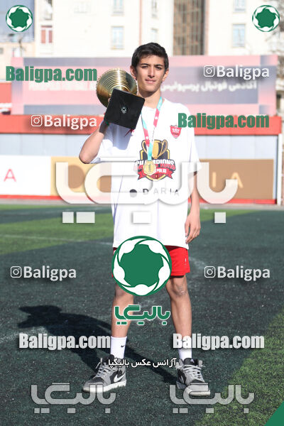 پرسپولیس 2–2 پیکان