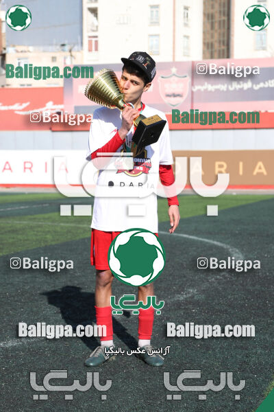 پرسپولیس 2–2 پیکان