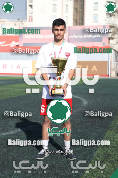 پرسپولیس 2–2 پیکان