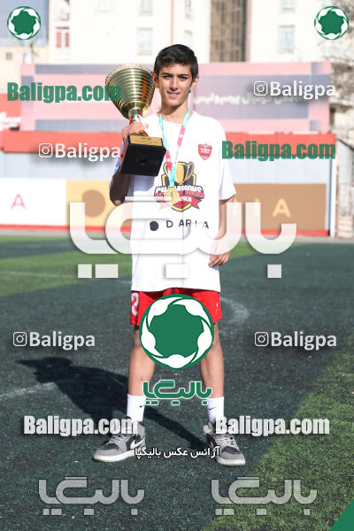 پرسپولیس 2–2 پیکان
