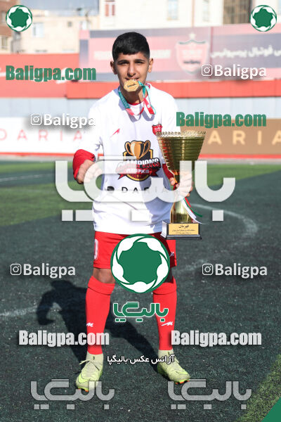 پرسپولیس 2–2 پیکان