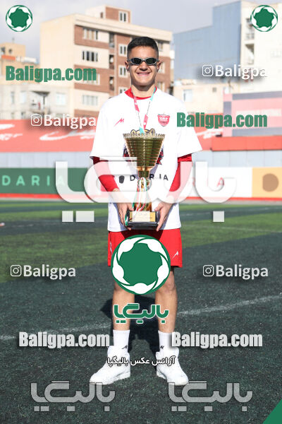 پرسپولیس 2–2 پیکان