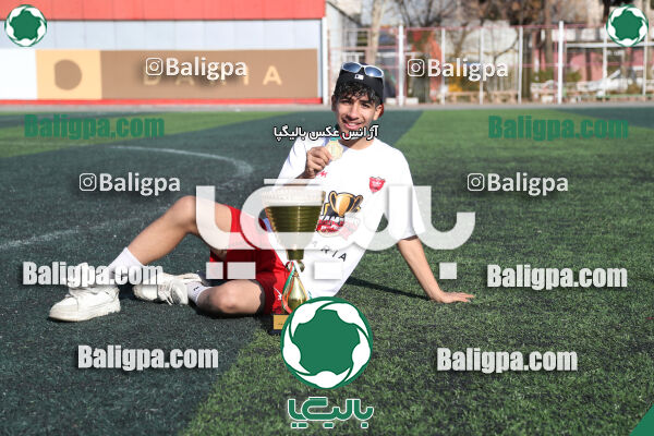 پرسپولیس 2–2 پیکان