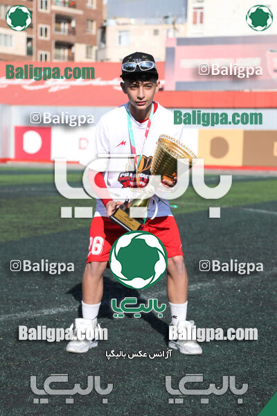 پرسپولیس 2–2 پیکان