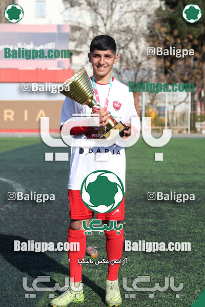 پرسپولیس 2–2 پیکان