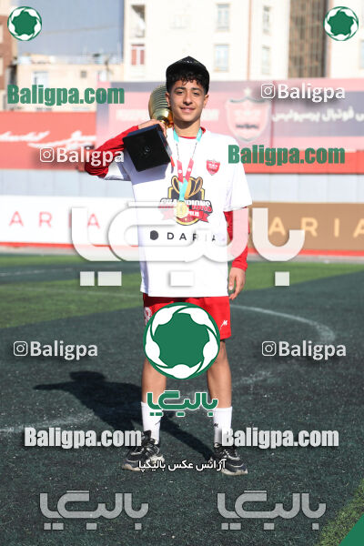 پرسپولیس 2–2 پیکان