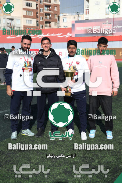 پرسپولیس 2–2 پیکان