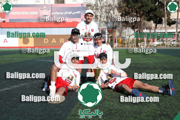 پرسپولیس 2–2 پیکان