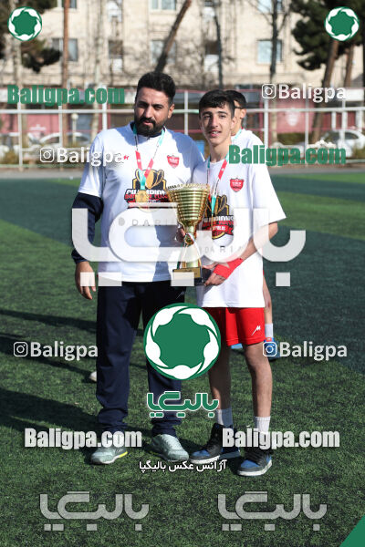 پرسپولیس 2–2 پیکان