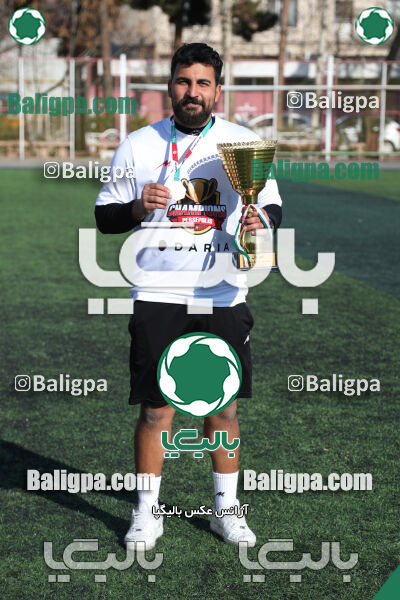 پرسپولیس 2–2 پیکان