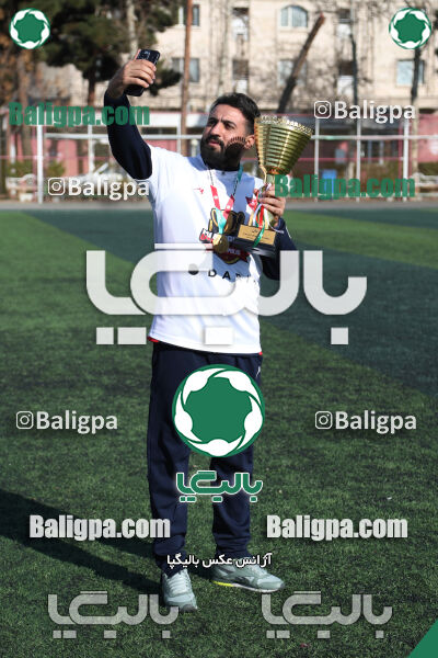 پرسپولیس 2–2 پیکان