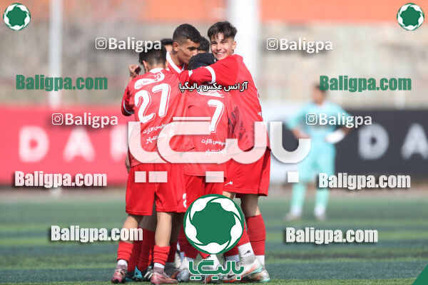 پرسپولیس 2–2 پیکان