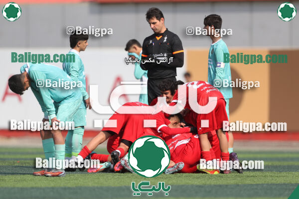 پرسپولیس 2–2 پیکان