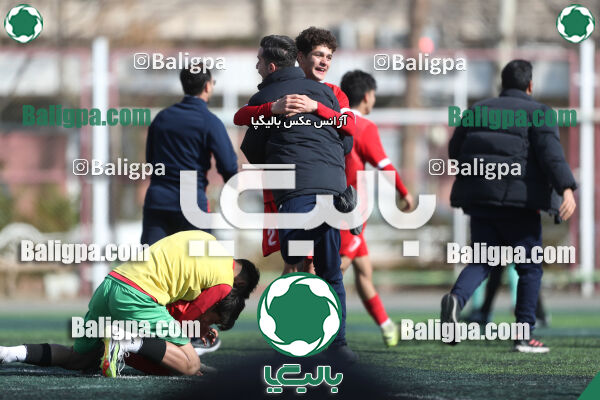 پرسپولیس 2–2 پیکان