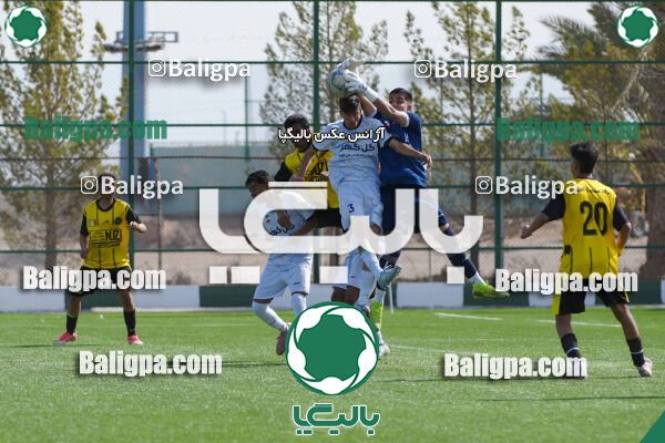 گل گهر سیرجان ۱ - ۰ نصف جهان