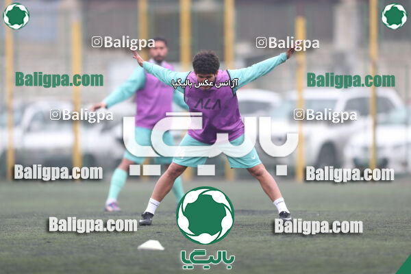دلوار افراز 0–2 پیکان