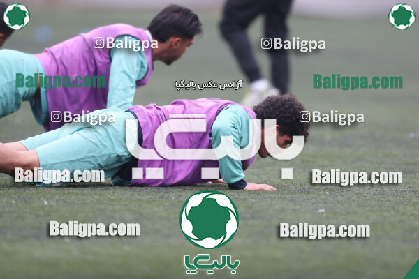 دلوار افراز 0–2 پیکان