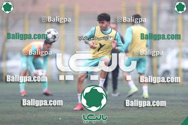 دلوار افراز 0–2 پیکان
