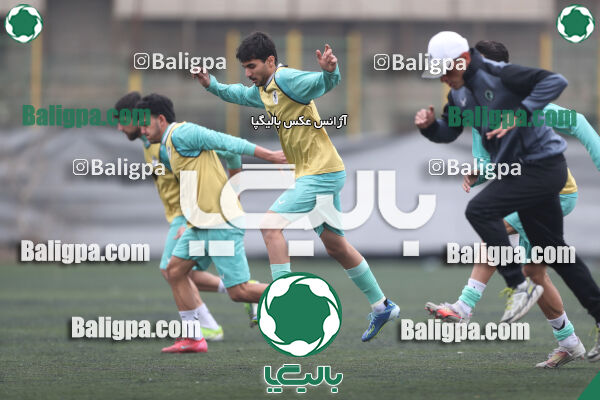 دلوار افراز 0–2 پیکان