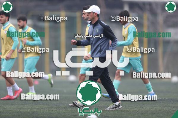 دلوار افراز 0–2 پیکان
