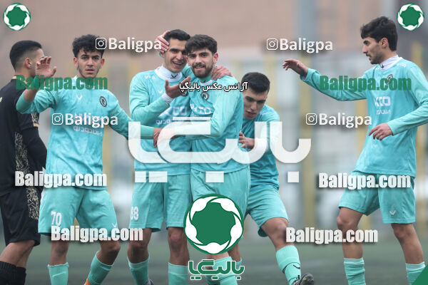 دلوار افراز 0–2 پیکان