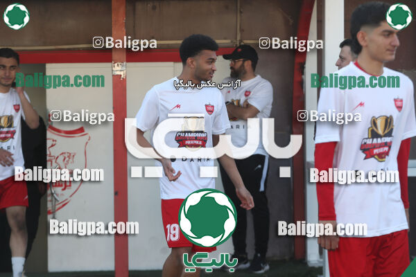 پرسپولیس 0 - 3 پیکان