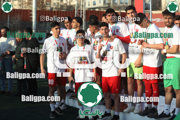 پرسپولیس 0 - 3 پیکان