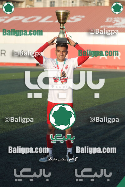 پرسپولیس 0 - 3 پیکان