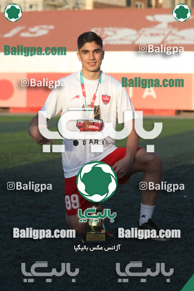 پرسپولیس 0 - 3 پیکان