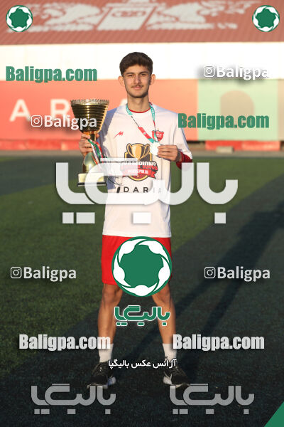پرسپولیس 0 - 3 پیکان